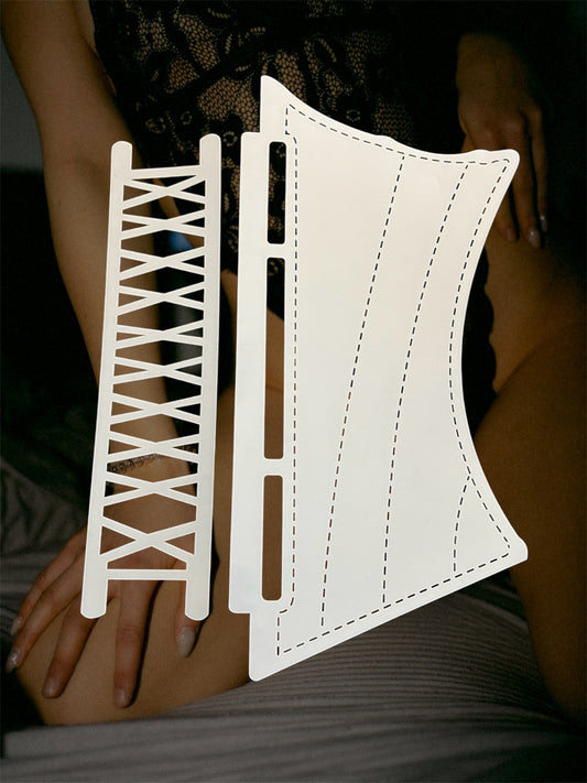 Corset Anterior (closed)