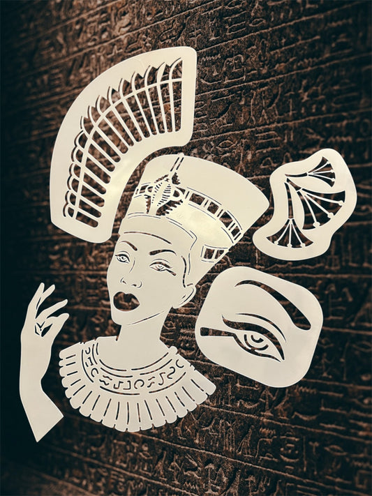 Femme Fatale Nefertiti